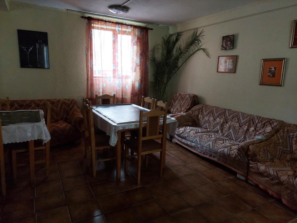 Pensiune Casa Barcaru 아주가 외부 사진