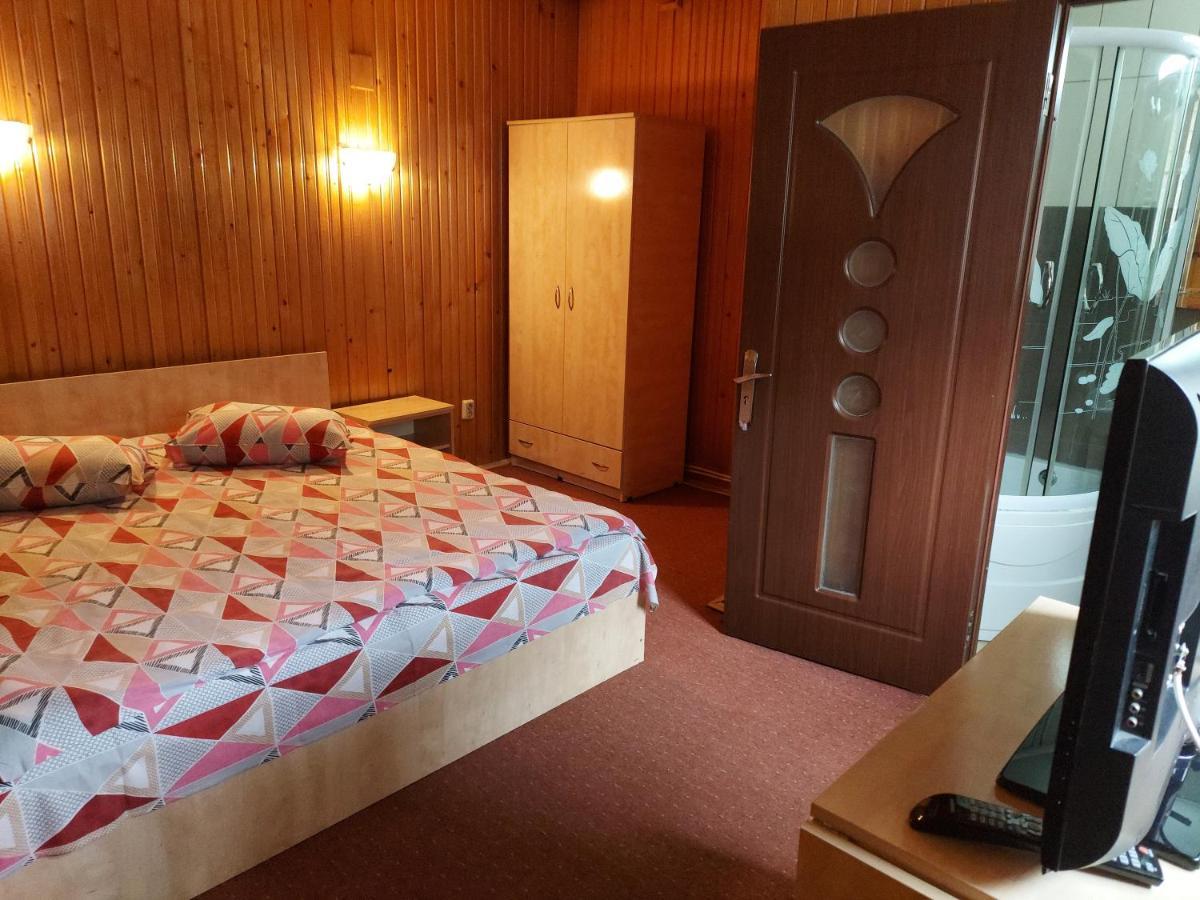 Pensiune Casa Barcaru 아주가 외부 사진